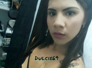 Dulcie_69