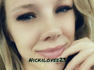 Nickilovee23