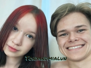 Tonyandmialun