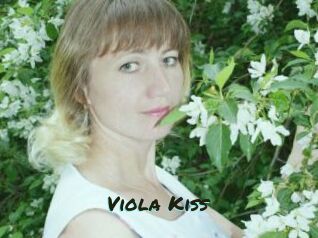 Viola_Kiss_