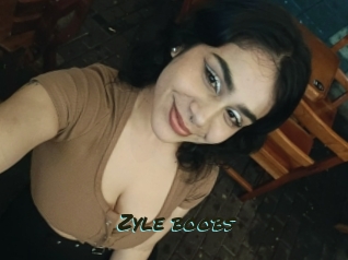 Zyle_boobs